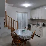 Adna Ferienhaus Bihać