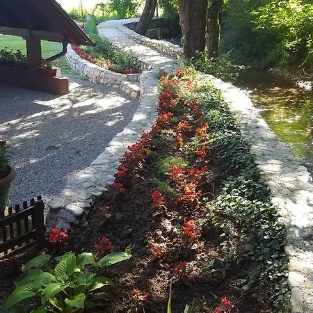 Adna בית נופש Bihać