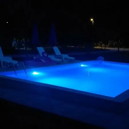 Σπίτι διακοπών Adna *